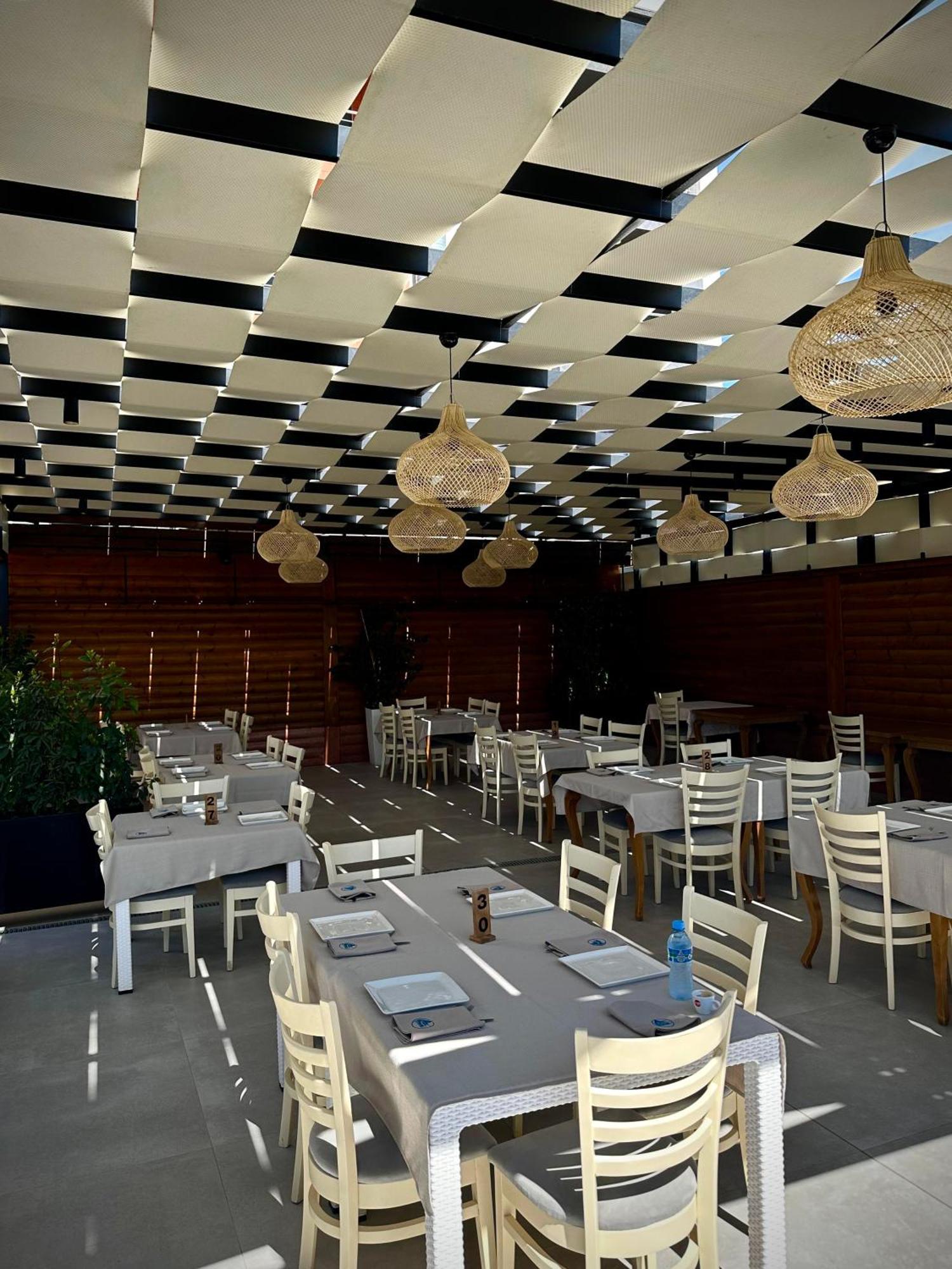 Hotel Fish Land Plazhi San Pietro Exteriér fotografie